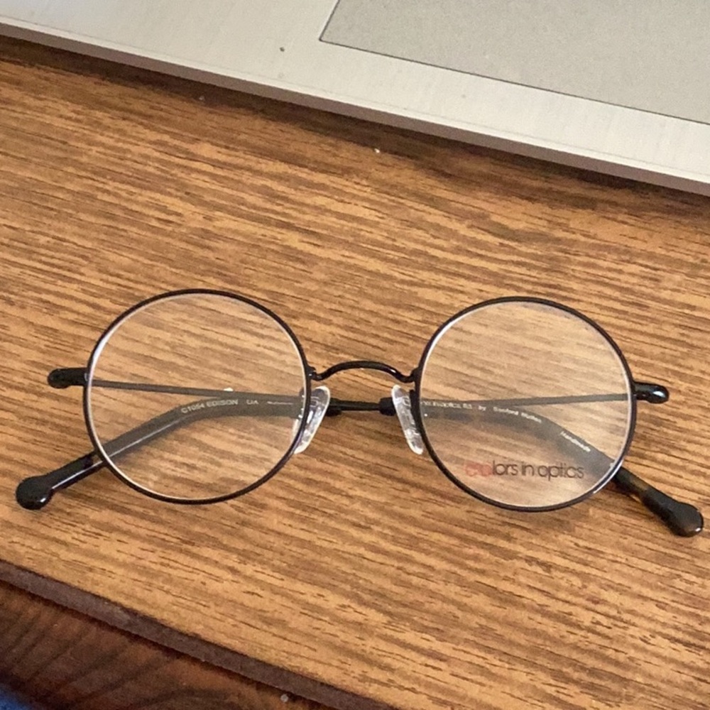 Round Black Glasses